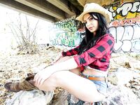 Raven-haired Cowgirl Alexa Payne Smiles As Long Prick Drills Her Wet Coochie