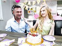 Daisy Lavoy Gets Her Teen Pussy Licked And Fucked Balls Deep