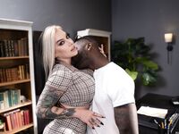 Thicc Bitch Cubbi Thompson Sucks And Rides BBC Like There's No Tomorrow