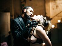 Mona Wales Squirts Like Crazy While Getting Fucked