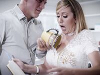 Brett Rossi Gets An Intense Pussy Pounding From Tattooed Dude