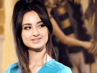 Gabbie Carter And Eliza Ibarra Make Love During A Massage