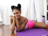 Gia Derza And Scarlit Scandal Licking Passionately On The Floor