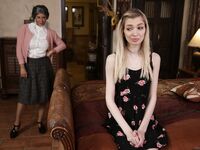 Alexis Fawx And Marykate Moss Licking Like There's No Tomorrow