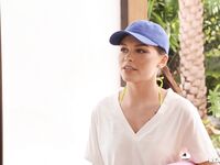 Petite Brunette Reyna De La Cruz Gets Pounded On The Floor