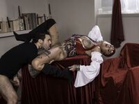 Tattooed Gypsy In High Heels Gets Fucked Good And Proper photos (Bonnie Rotten, Small Hands)