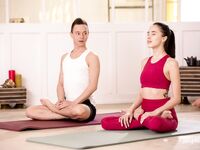 Siim Yoga Babe Alyssa Bounty Gets Screwed On The Floor