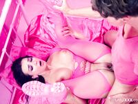 Lady Gang Gets Properly Fucked After Sucking Hard Prick