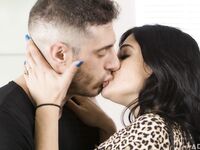 Mona Azar Gets Eaten Out And Shagged By Tattooed Dude