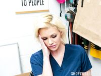 Glamorous Klepto MILF Charli Phoenix Screwed By Cocky LP Officer