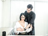 Amanda Rabbit Gets Eaten Out And Screwed On The Table