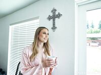 Ophelia Kaan Sucks And Rides Big Dick To Orgasm