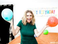 Reya Lovenlight Sucks And Rides Young Cock With A Smile On Her Face