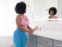 Thick Ebony Avery Jane Smiles While Sucking And Riding White Cock