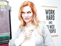 Naughty Mom Sedona Reign Gets Fucked By Young LP Officer