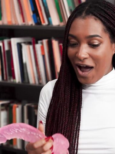 Addis Fouche Warms Up With Her Favorite Sex Toy Before Getting Laid