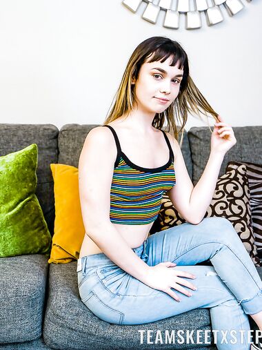 Lizzy Day Gets Fucked From Behind After Sucking Massive Cock