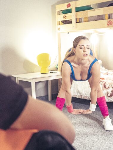 Josephine Jackson Gets Fucked In The Laundry Room