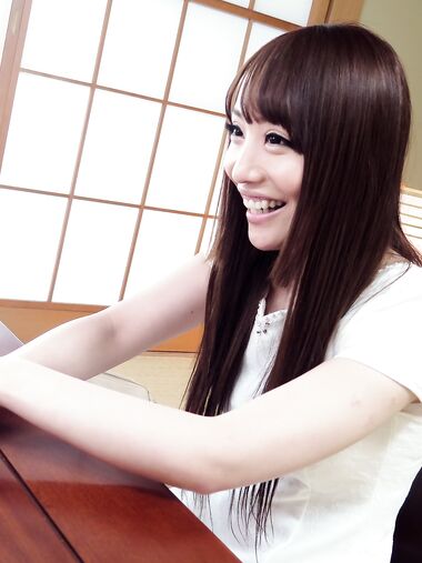 Smiley Asian Lady Airi Mashiro Gets Deeply Fucked