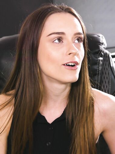 Lily Glee Moans In Immense Pleasure While Getting Fucked