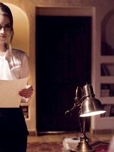 Jill Kassidy Gets An Intense Pussy Pounding From Her Boss