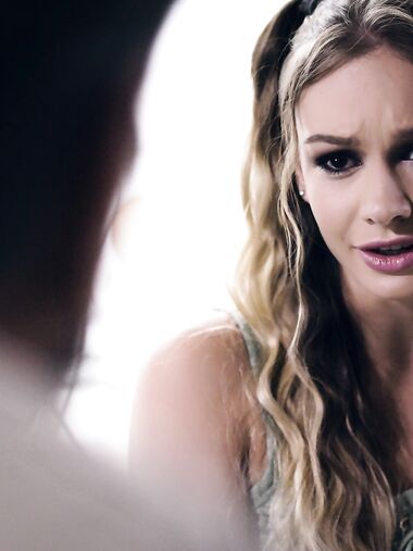 Emily Willis And Naomi Swann Lick Each Other's Pussy Before Getting Laid