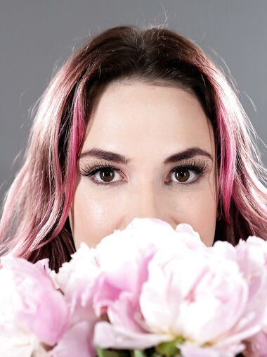 Spencer Bradley And Siri Dahl Playing Lesbian Games In Bed