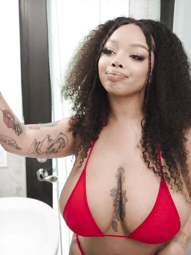 Advoree Sucks And Tit Fucks Hard Pecker Before Getting Laid