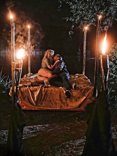 Jenny Wild Gets Her Soaking Wet Pussy Licked And Fucked Nice