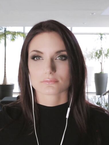 Sophia Laure Rewards Her Lover With A Deep Blowjob Before Getting Laid