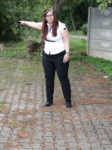 Fat chick seduces her son-in-law while his wife and her daughter is away