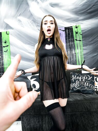 Pretty Devil Sera Ryder Gets Fucked Through The Hole In Her Fishnets