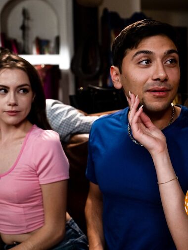 Selena Love And Melissa Stratton Pleasuring 2 Cocky Studs On Leather Couch