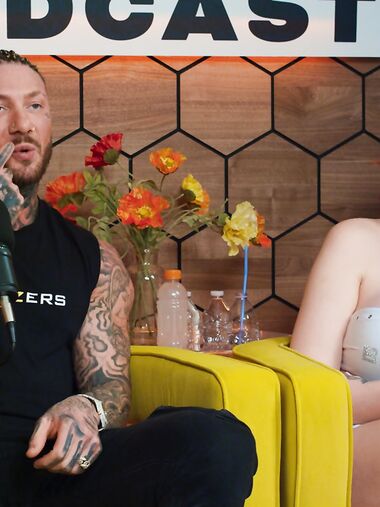 Curvy Hoes Abigaiil Morris And Toochi Kash Share Tattooed Stallion